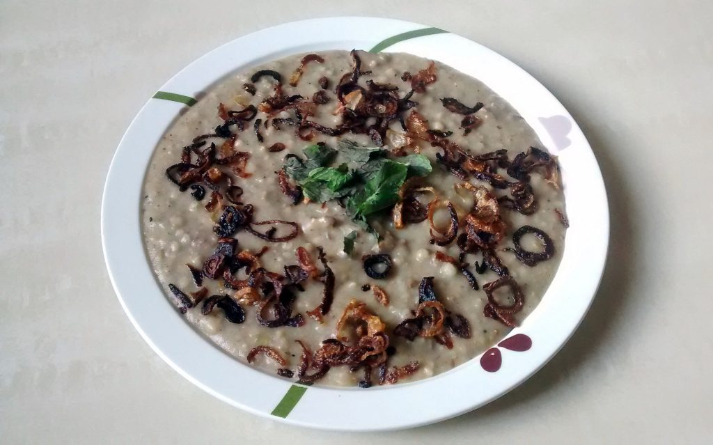 what is the traditional food of kashmir
